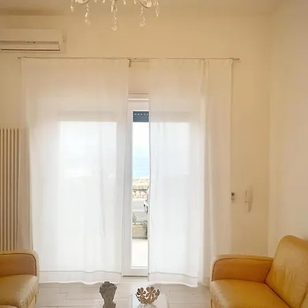 La Finestra Sul Mare 아파트 *